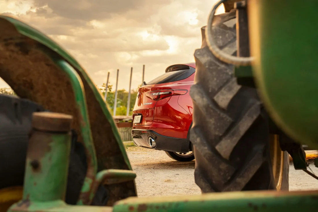 Harvest Red — Alfa Romeo Stelvio