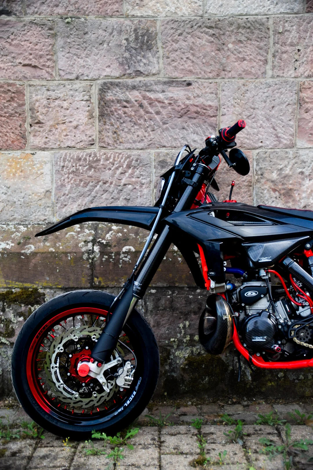 Red Spokes — Custom Supermoto