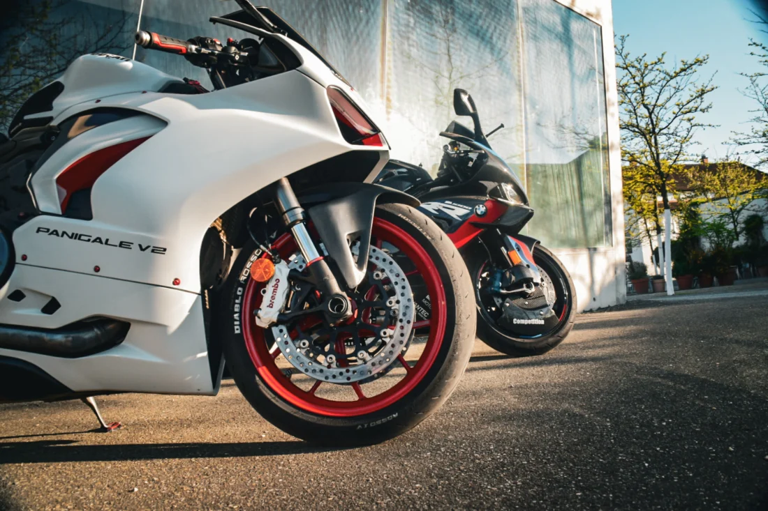 Two Wheels — Panigale V2
