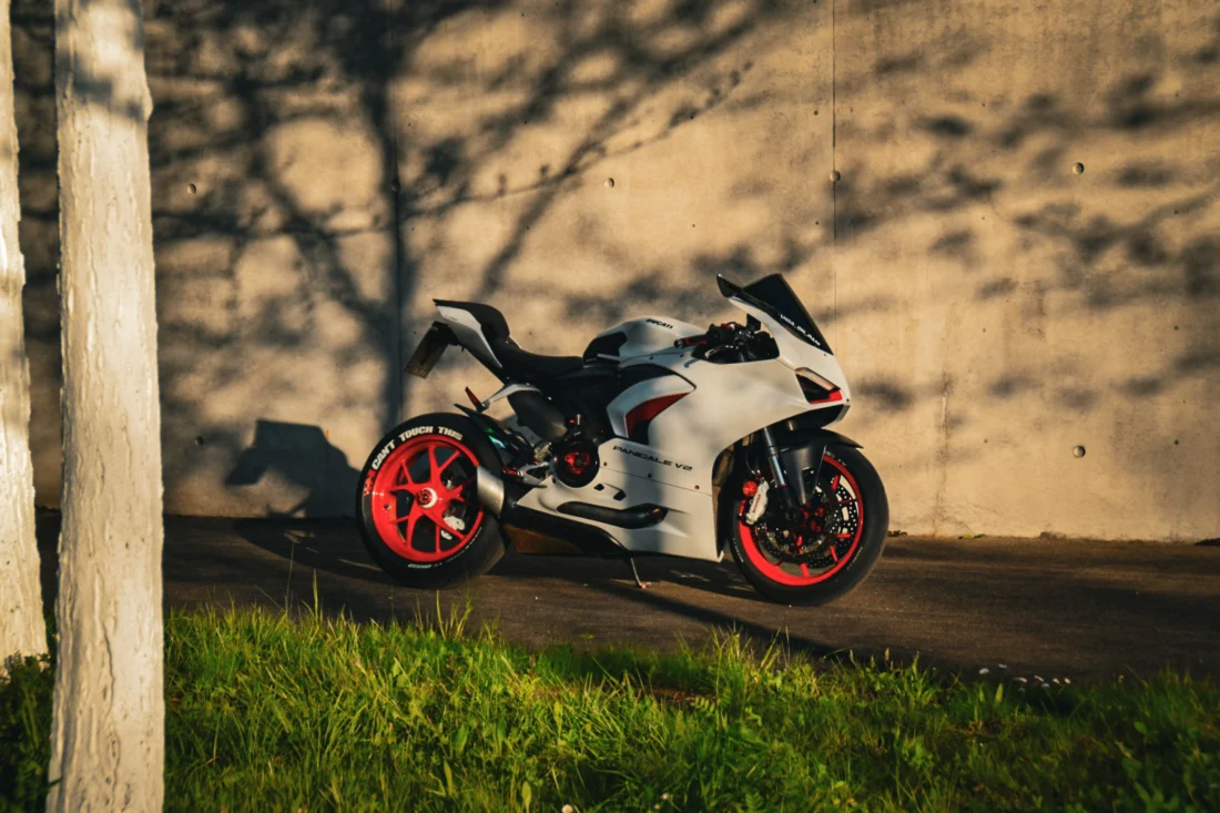 Two Wheels — Panigale V2